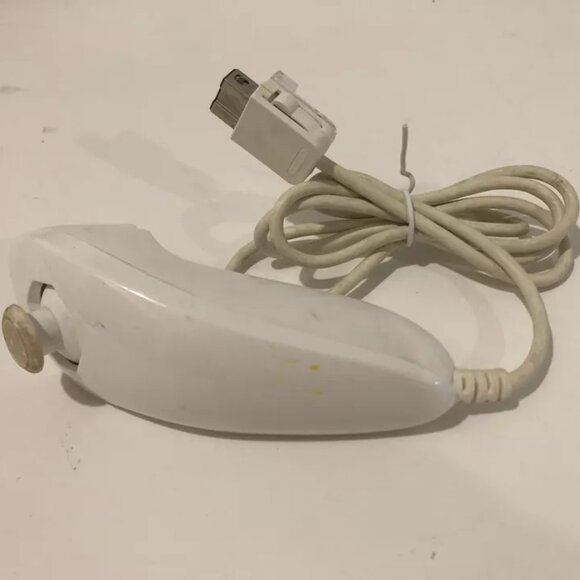 Nintendo Wii Nunchuk, Wired, White, Authentic, Preowned Used - Picture 1 of 4